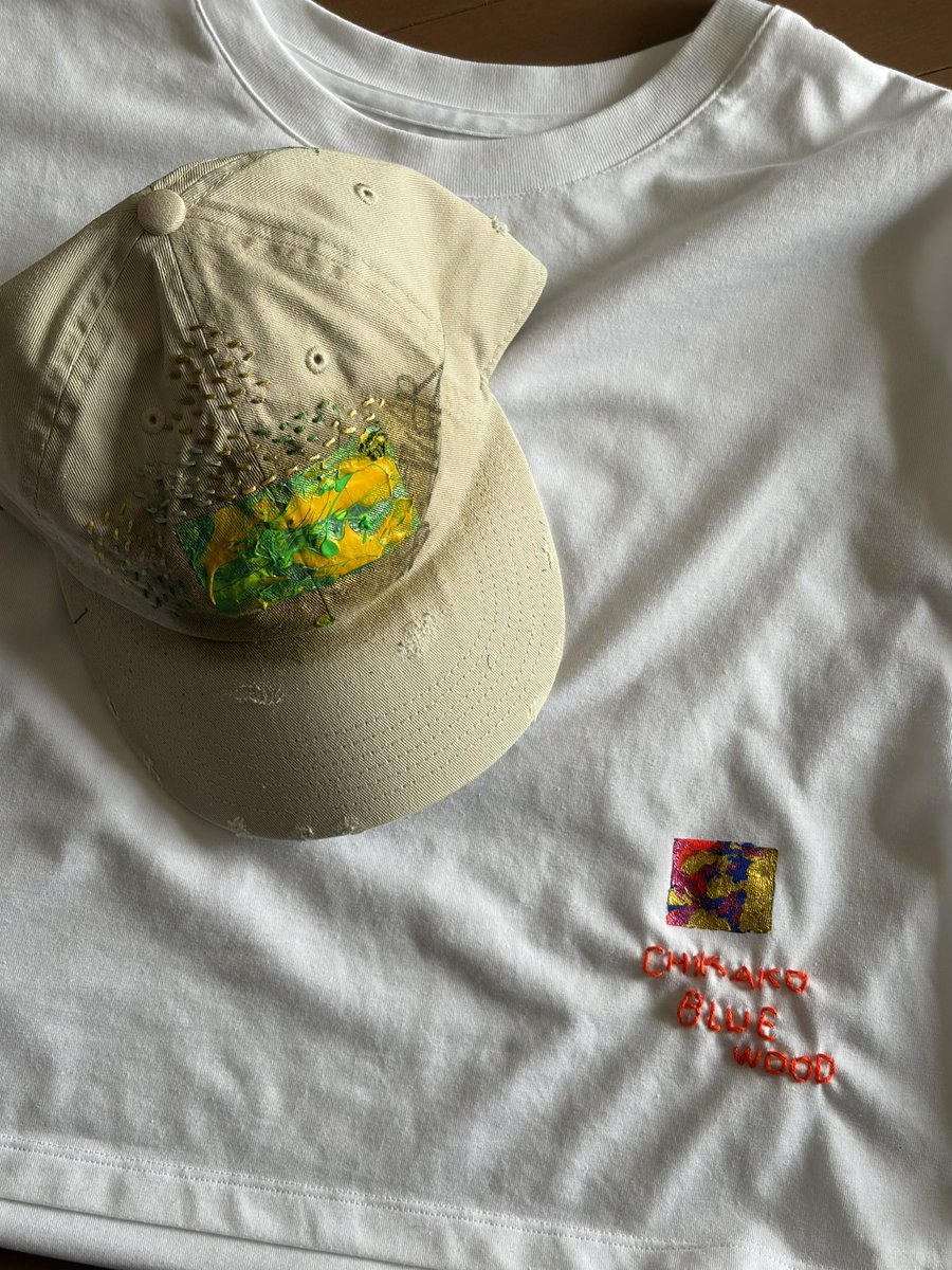 himawaria3's tweet photo. 8/4  友達のワークショップのイベントに参加。Tシャツのリメイクです。
お友達のお土産の　#カヌレ  #W杯ネイル お見事‼️（笑） https://t.co/LvbTpCrW0z