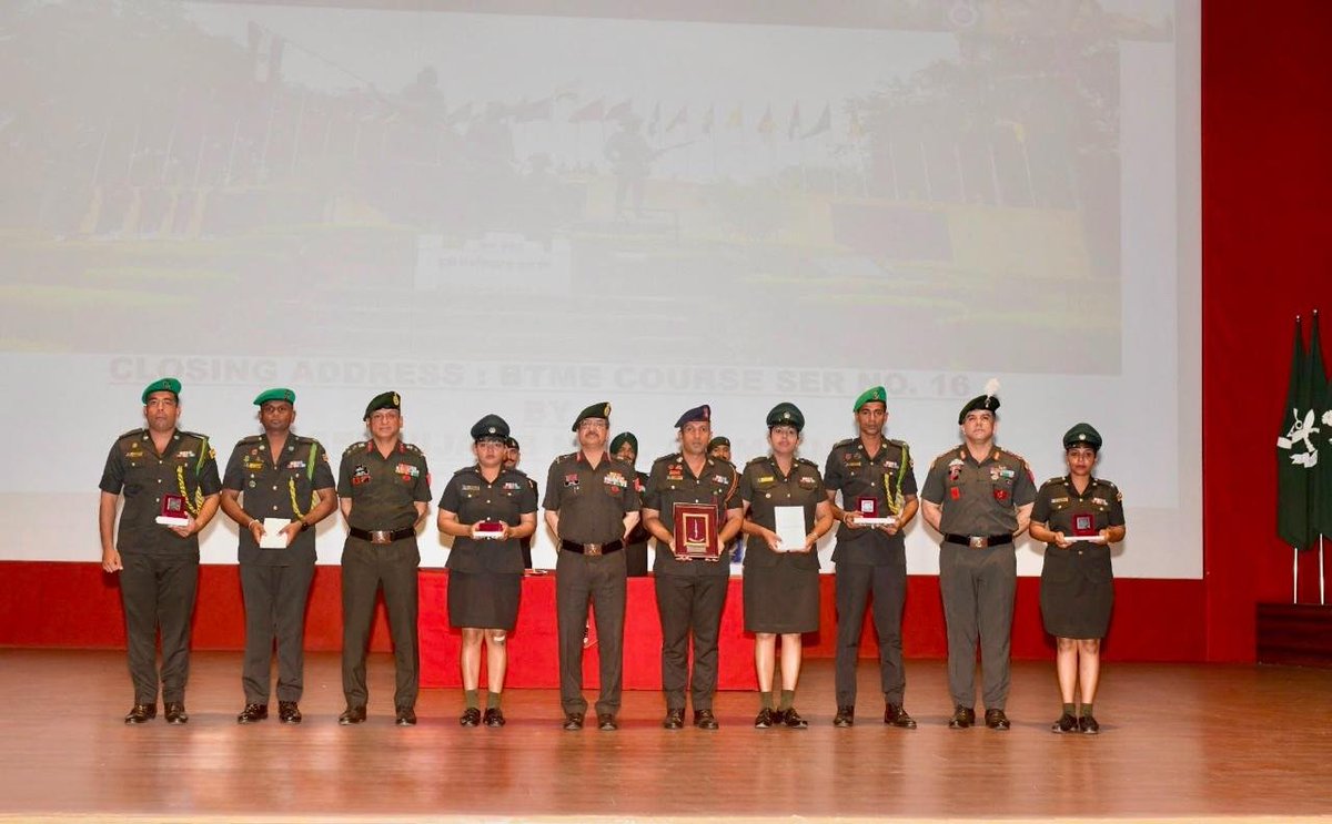 artrac_ia's tweet photo. 𝐓𝐡𝐞 𝐈𝐧𝐟𝐚𝐧𝐭𝐫𝐲 𝐒𝐜𝐡𝐨𝐨𝐥, 𝐌𝐡𝐨𝐰

Basic Tactics & Military Ethos  Course conducted for Sri Lankan Army Officers at The Infantry School, Mhow culminated on 11 Jul 26.

The Course is aimed at sharing best practices in Infantry Tactics & the rich Military ethos of the #IndianArmy.

The award winners were felicitated by Lt Gen Vijay B Nair, AVSM, SM, Commandant The Infantry School. Maj HRWBMRTPWDPB Thanne  was adjuged the Overall Best Student.

Facebook- https://t.co/Ovq7VPZs7M

Instagram- https://t.co/FULAq9pymK

#IndiaSriLankaFriendship
#TheInfantrySchool
#IndianArmy
#ARTRAC
@adgpi