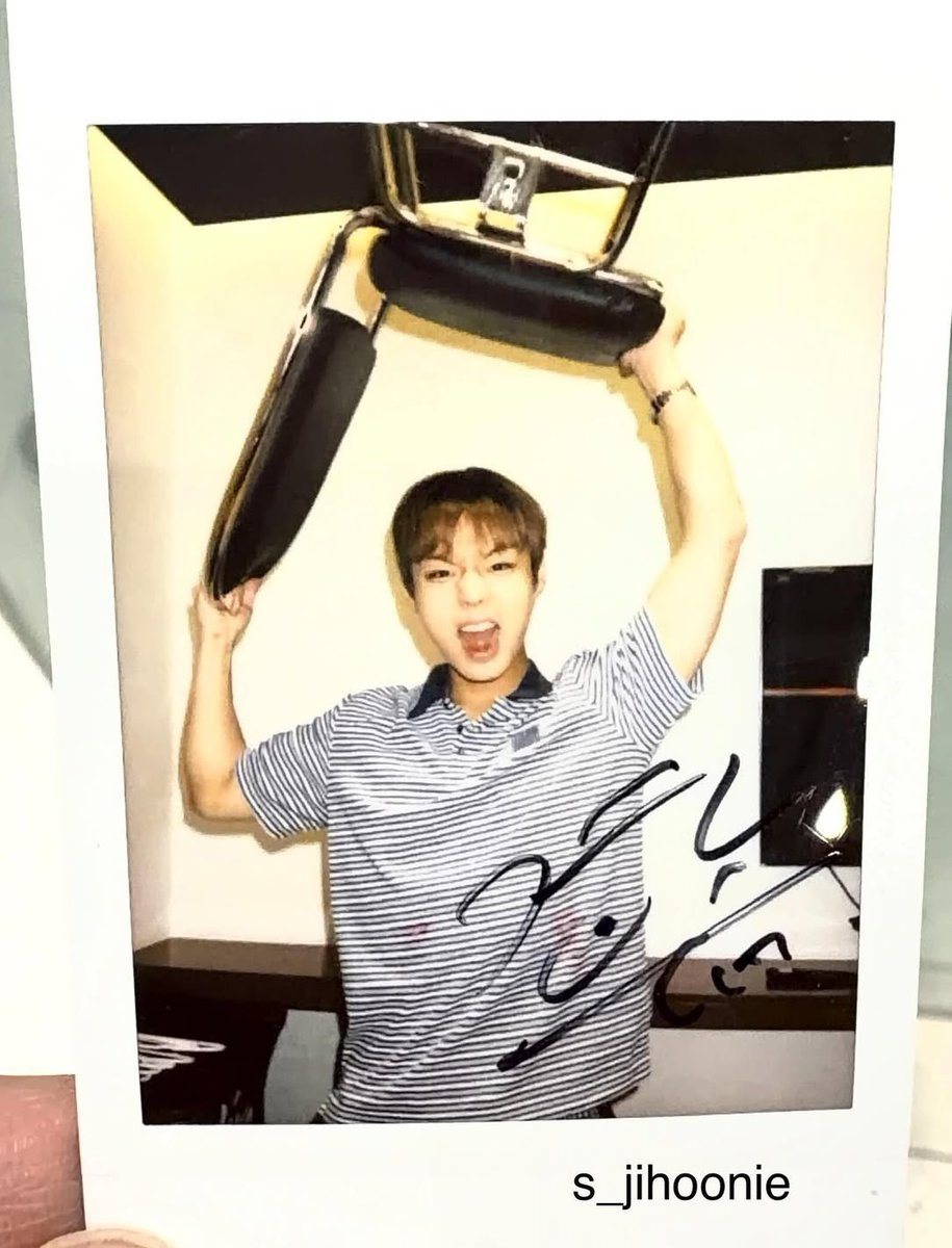 orbtingyou's tweet photo. yeon sieun??? https://t.co/POZSHWb3A0