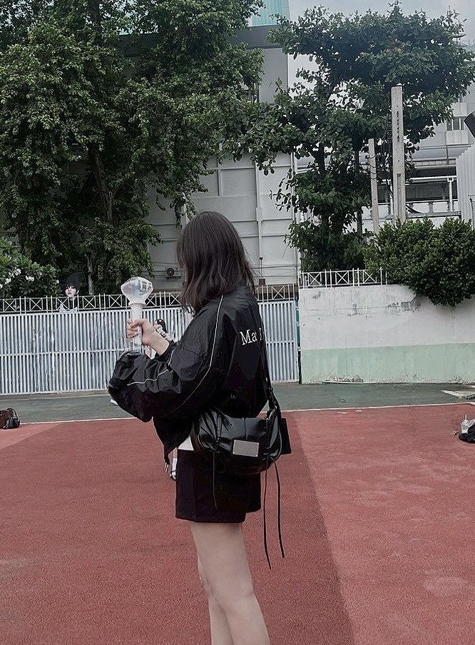 jaejeong0104's tweet photo. ส่งต่อกระเป๋า  ⁺◟🧾 𓂂 𓈒

Matin kim HALF SHIRRING RIBBON ROUND BAG 
 สี black

ฝากเพื่อนหิ้วจากเกาหลีของแท้ 100% ค่ะ

 ⁺◟ส่งต่อ 2,500 ฿ ( from 3,050 ฿)

ใช้ไปคอน 1 ครั้ง 🍨

พร้อมโอนลดได้นิดหน่อย
📮 ส่งฟรี 

#MatinKimThailand #ส่งต่อMatinKim 
#พรีออเดอร์เกาหลี #ส่งต่อกระเป๋า https://t.co/Y3aDhVZUVR