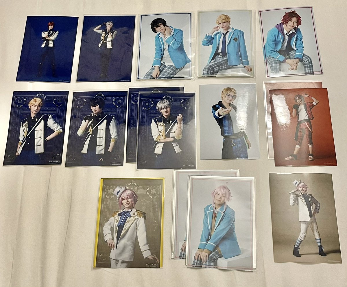 mina0505n's tweet photo. 【交換】返礼祭　あんステ　Knights

【譲】画像(凛月、泉、嵐、司、真緒、真、桃李、英智)
【求】ランブロ:制服レオ>ユニットレオ>制服司
特典、ランブロ、チェキは1:1異種交換可。凛月はKnights以外含む複数取引き、嵐は制服レオとの交換のみ
本日夜公演前会場付近手渡し希望です。 https://t.co/jGU31O2nFm