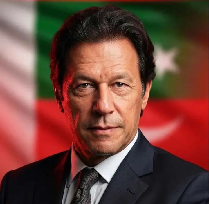 VoiceOfTime9999's tweet photo. عمران خان  سے بغض اس لیئے کہ عمران خان مخالفین اس کے لیول اور لائف سٹائل  کو یہ سب چھو بھی نہیں سکتے
@ImranKhanPTI #Pakistan https://t.co/X9b4mLPSA5