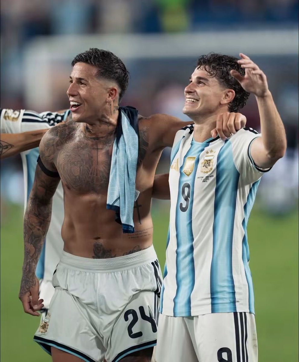 millonariaNoe's tweet photo. SEMIFINALISTAS https://t.co/HCI5kLN29l