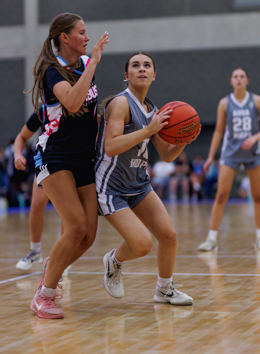 siennakatsis's tweet photo. Some photos from Run 4 Roses Classic. @TFNsRun4Roses @AUSA_Hoops 
@AUSA_Hoops_WBB 
#runfortheroses https://t.co/WrmDkpjMCR