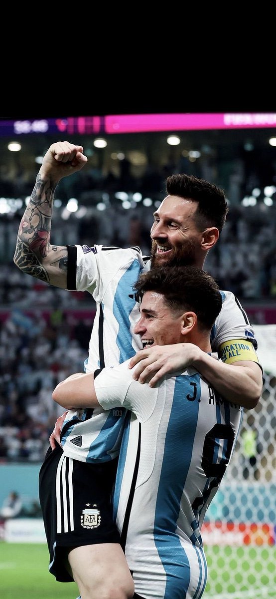 argeliberal's tweet photo. @JMilei Vamos Javo.

Contra todos los zurdos. A semifinales contra los ingleses.

Vamos Argentina
Vamos Messi
Grande Julián https://t.co/JduMHJRitQ