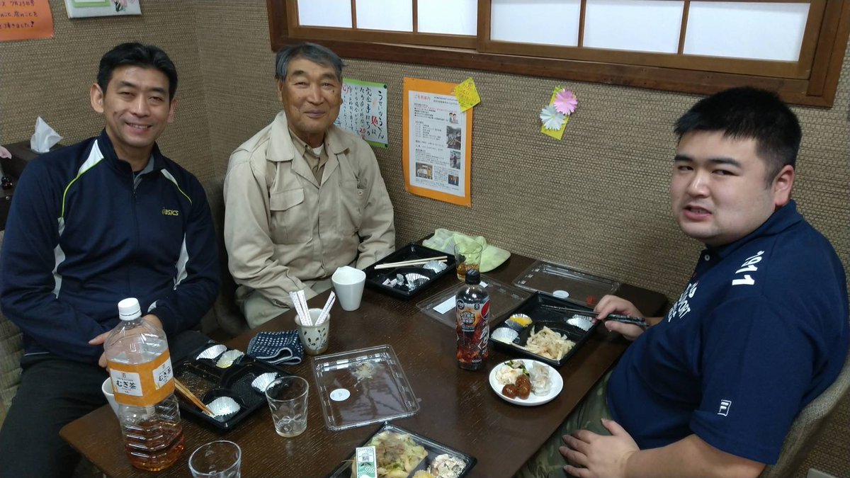 srmaeda's tweet photo. 🍜 うどんカフェうせい リニューアルオープンスタッフ募集！

京急久里浜駅徒歩1分！
新しい「うどんカフェうせい」で、一緒にお店をつくっていきませんか？
10年間営業してきた「うどんカフェうせい」が、このたびリニューアルオープンします。

これまでの店舗は製麺専用工房として活用し、新たに京急久里浜駅西口徒歩1分の場所に新店舗をオープンします。

新しいお店では、障害のある方が心を込めて手打ちしたうどんと、東京都あきる野市産の新鮮野菜を使った天ぷら、そしてお酒を提供する予定です。

地域に愛される温かいお店を、一緒につくってくださるスタッフを募集します！

募集内容

時給：1,250円

勤務地
うどんカフェうせい
横須賀市久里浜1-5-6 長島ビル101
（京急久里浜駅 徒歩1分）

勤務時間
10:00～15:00
16:00～21:00
※いずれかの時間帯で勤務
※週2～3日から勤務OK！
※常勤をご希望の方もお気軽にご相談ください。

応募資格

年齢不問
経験不問

飲食店未経験の方も歓迎
学生・主婦（夫）・フリーター・Wワークの方も歓迎
「人と接することが好き」
「地域に貢献できる仕事がしたい」
「新しいお店づくりに関��ってみたい」

そんな方のご応募をお待ちしています！
応募・お問い合わせ
メールにてご連絡ください。
E-mail：maedasr116@gmail.com
担当：前田 豊

面接は対面またはZoomで実施いたします。
皆さまからのご応募を心よりお待ちしております！

#求人募集
#アルバイト募集
#パート募集
#スタッフ募集
#久里浜求人
#横須賀求人
#京急久里浜
#うどんカフェうせい
#飲食店求人
#オープニングスタッフ