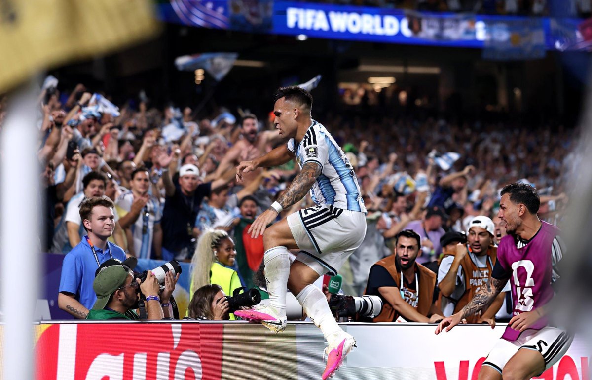 i3merz's tweet photo. Lautaro Martinez #FIFAWorldCup https://t.co/EHy9h01puZ