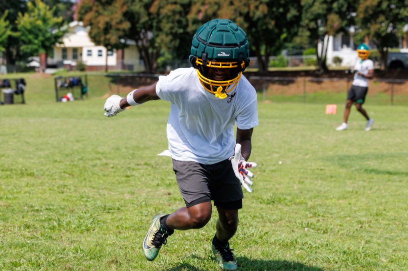 turbogilbert2's tweet photo. Blessed to be ranked #18 db in the state c/o 28 by @PrepRedzoneAL @TomLoy247 @247Sports @CoachCutshaw @CoachTCreamer @JoeWebb_14 @CoachMMcCants @CoachWhitmire @Coach_Sam_Shade @CoachParkerMTU @CoachLucas10 @Coach_Lampkin @CoachMarquis @CoachJFisc @CoachDaniels06 @CoachGundy https://t.co/PawKzTPNgf