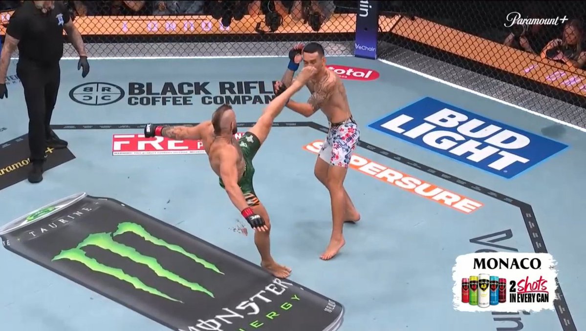 YesiamHQ's tweet photo. حرفيا انصاب من اول ثانيه💀

والله ماتدري تضحك ولا تنقهر على الي صار

#UFC329 https://t.co/tw7zLm1QQd