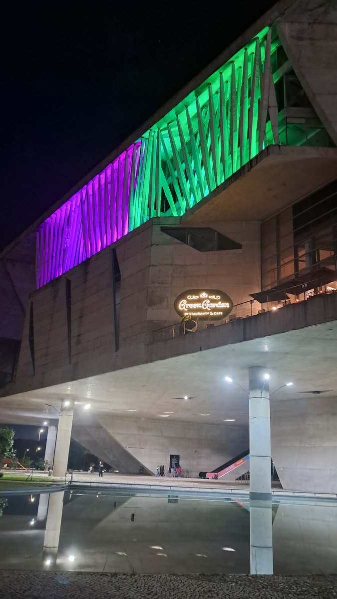 mini_mocinha's tweet photo. É por isso que eu amo ver musicais na cidade das artes, eles sempre arrasam https://t.co/ZKkroqiP6b