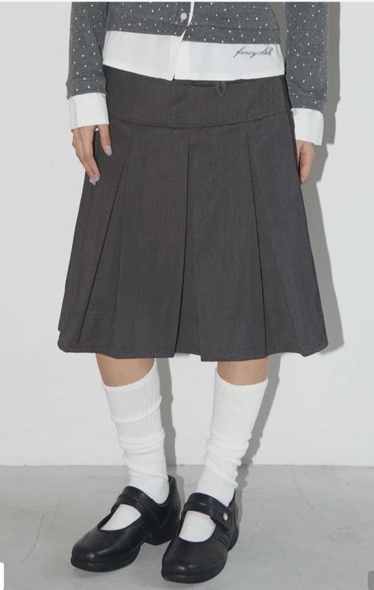 usedyoon_'s tweet photo. #ส่งต่อกระโปรง  ⁺◟🧾 𓂂 𓈒

FANCY CLUB FORMAL BUTTON PLEATS MIDI SKIRT (GRAY)

 Size 2 เอว 28 ยาว 58 cm

⁺◟ส่งต่อ 500 ฿ ( from 1950 ฿)

พรีจากเกาหลีของแท้ 100% ค่ะ 

📮 ส่งฟรี 

#ส่งต่อเสื้อผ้า #ส่งต่อเสื้อผ้าแบรนด์เกาหลี
#พรีออเดอร์เกาหลี #ส่งต่อกระโปรง https://t.co/WsEBdBrJoR