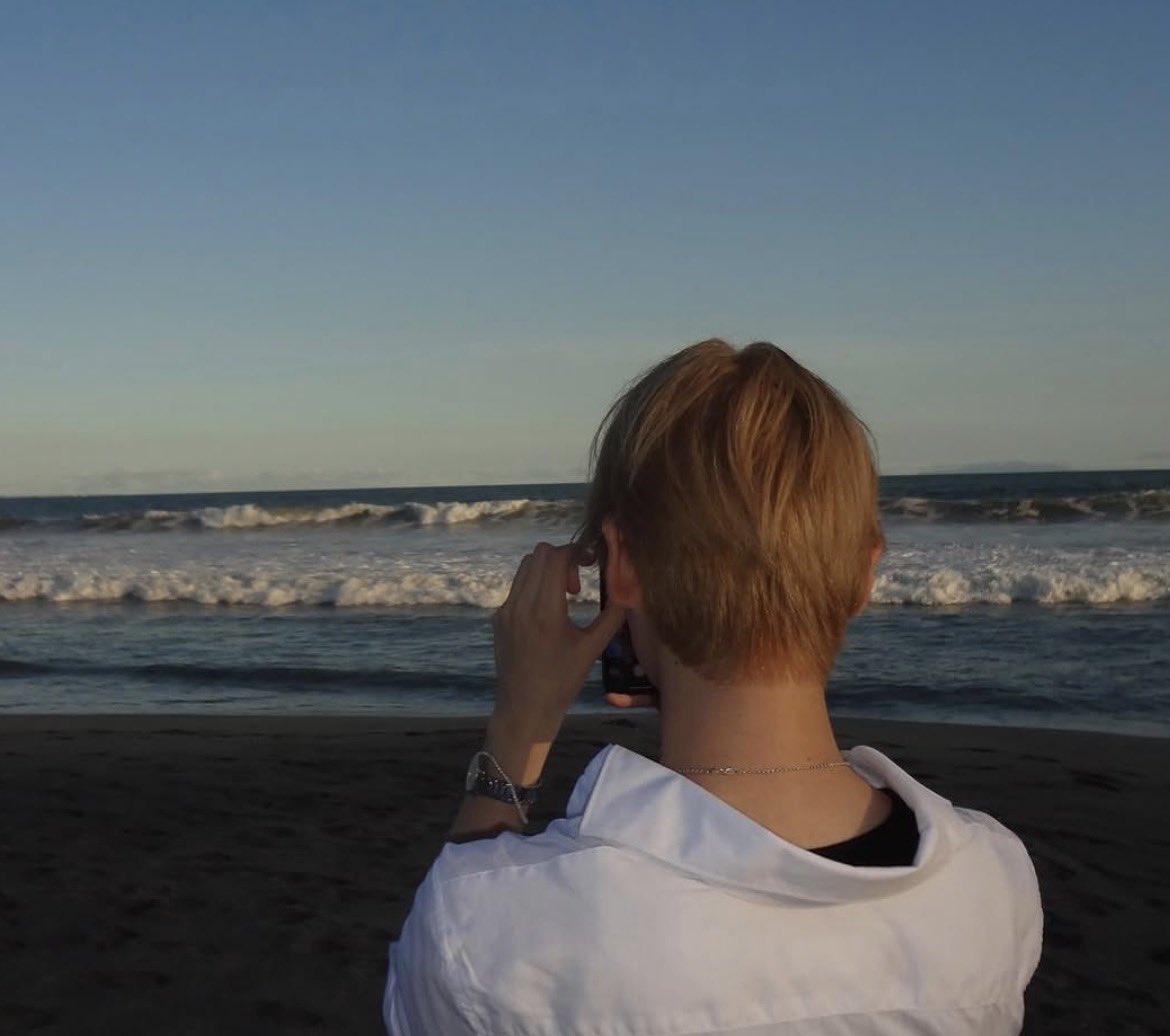 luvyuma__'s tweet photo. やばいやっとやっと侑磨くん写真あげてくれたーーーー😭😭😭😭😭😭
海と風と岡田侑磨は混ぜたら危険すぎる
ほんとに美しすぎて声出た https://t.co/42oK5PfS3U