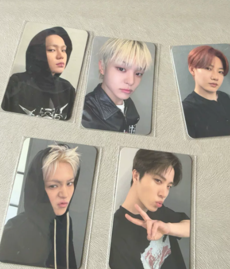 asahinoot's tweet photo. wts lfb pc ph #asahinoot

treasure new wav yes24 offline fansign event pc benefit

₱150 each  

— feta upon ship out 
— dop: 7/20

mine to claim https://t.co/5E9y1APZT0