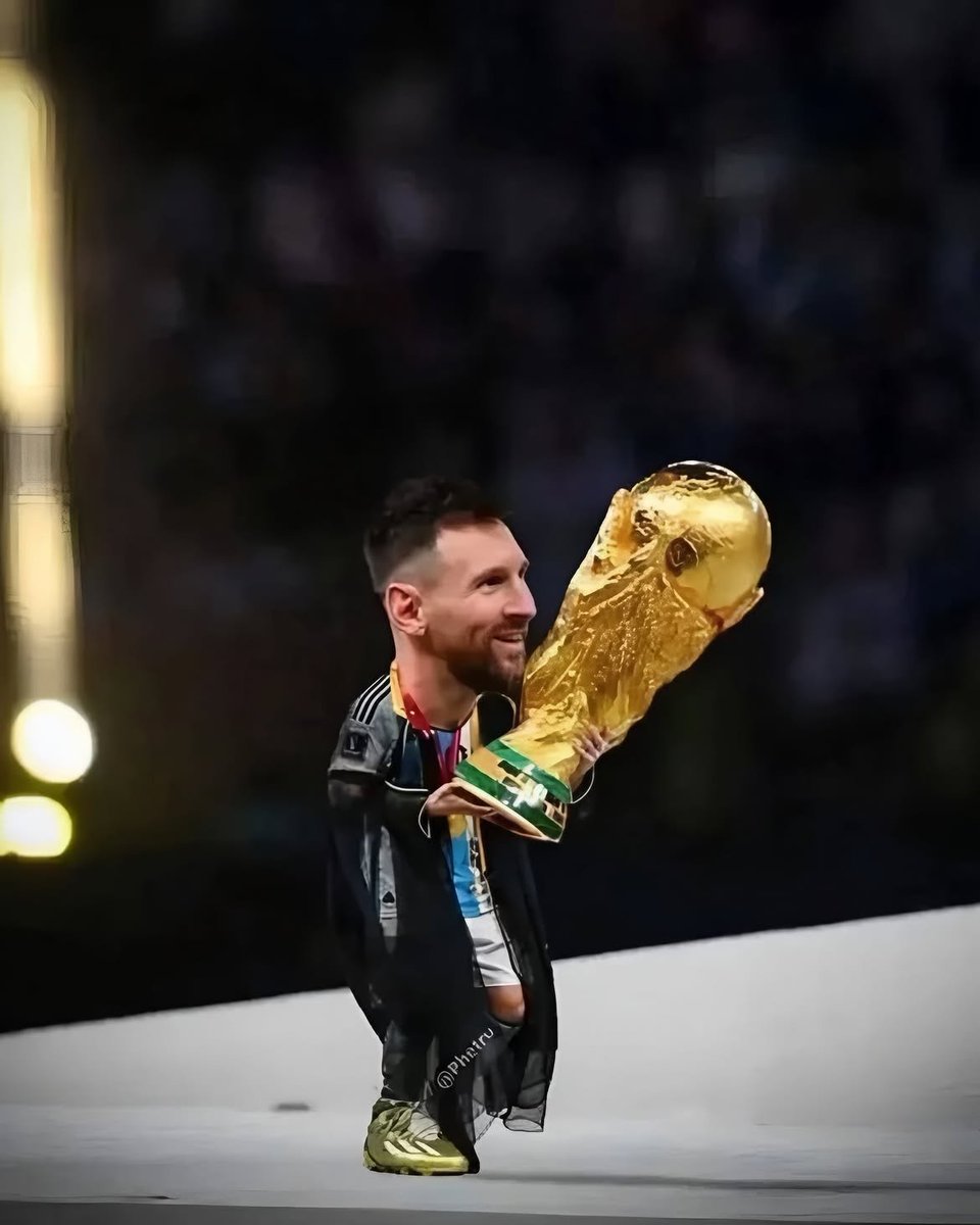 kovacoss's tweet photo. @PedroPetruzello @DevoxPosting No se no me importa.

Hail infantino! https://t.co/QaUCivxtbH