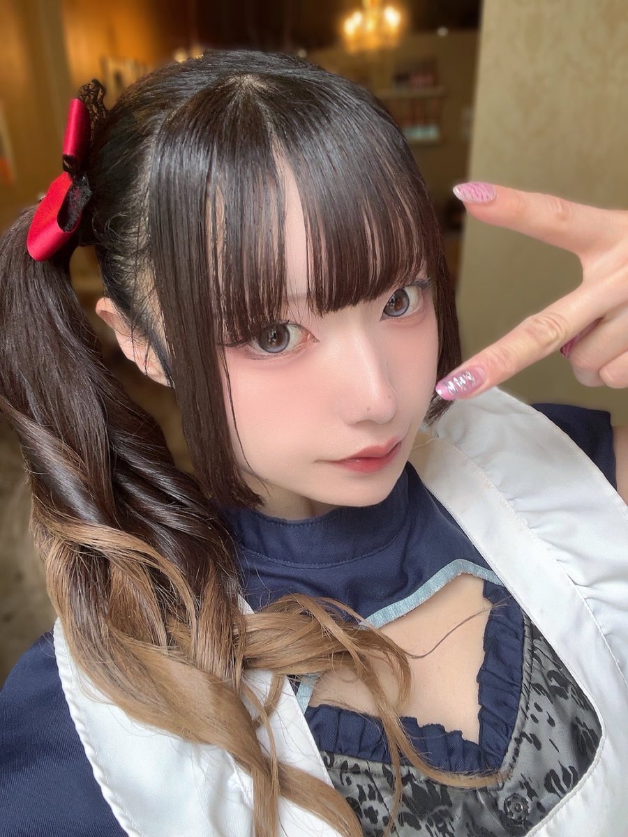 kemuchu_nanase's tweet photo. おきゅいんしてます🐰ྀི

今日もいるよーん💫
お店冷やしてるからアチアチ回避に遊びきて〜🙂‍↕️💓

シーシャはライムな気分💭ྀི🍋‍🟩

18:30まで！けむりちゅーどくでお待ちしております🫶🏻 https://t.co/KSLqVc2e9o