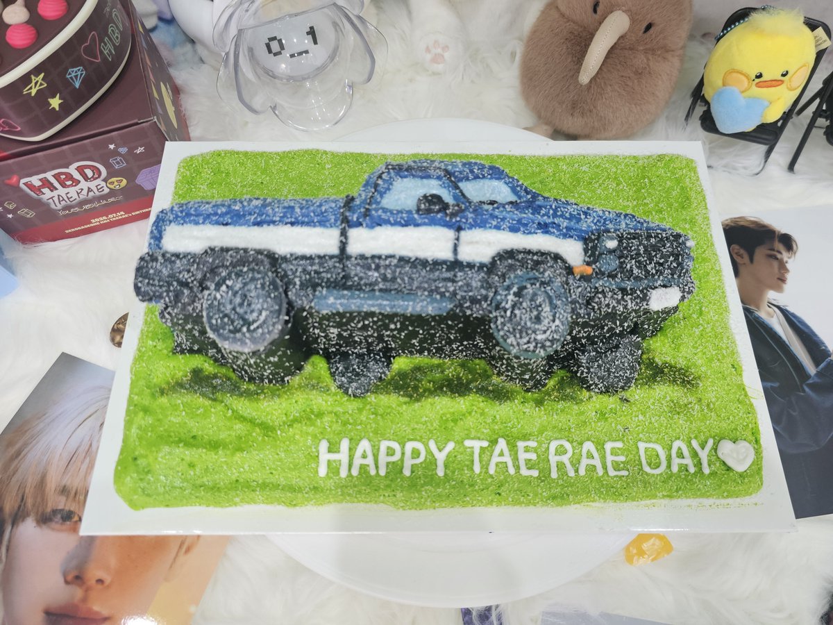 ttyu430's tweet photo. 태래다운 케이크다 https://t.co/Br6Fj9a8ct