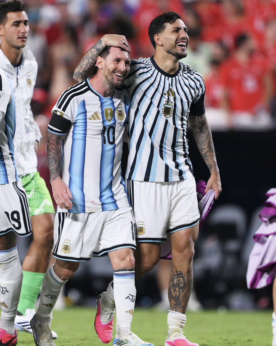 Complex's tweet photo. One win closer to the dream 🇦🇷 🏆

[📸: via/ GettyImages] https://t.co/wEKmf522S1