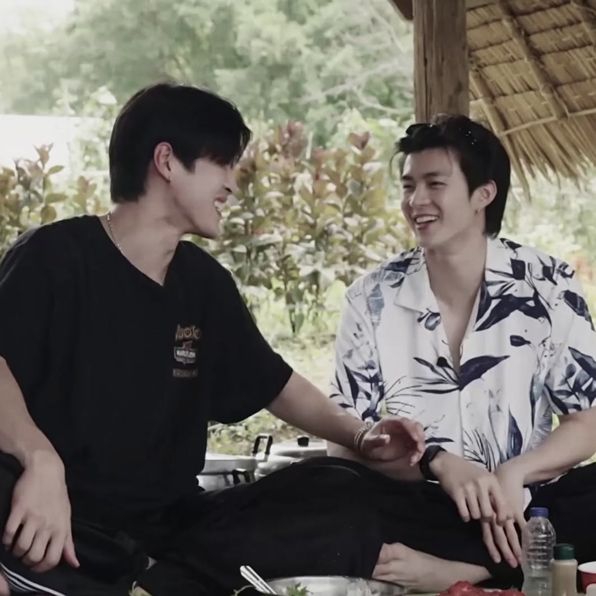 wesservx's tweet photo. ทำอาหารหวานกันเกิน #TingMeen https://t.co/E4NqK3zRD0