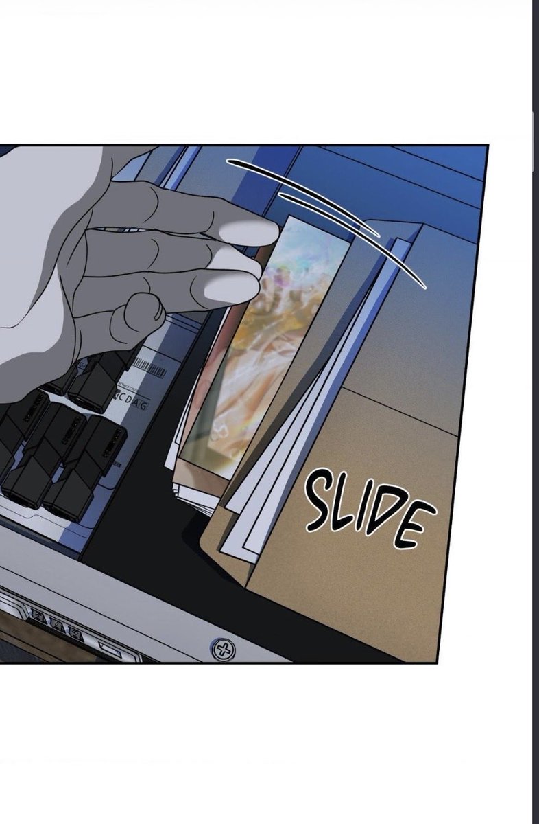 almaluna128's tweet photo. After rereading Shutline, I noticed that in Chapter 97, when Shin asks Jake to see the file he has on him, while  Shin is distracted Jake hides the stack of photos of Shin under the other folders while Shin is distracted. Jake you freak lol 😂 #shutline #BL https://t.co/AhB8ALQfuk