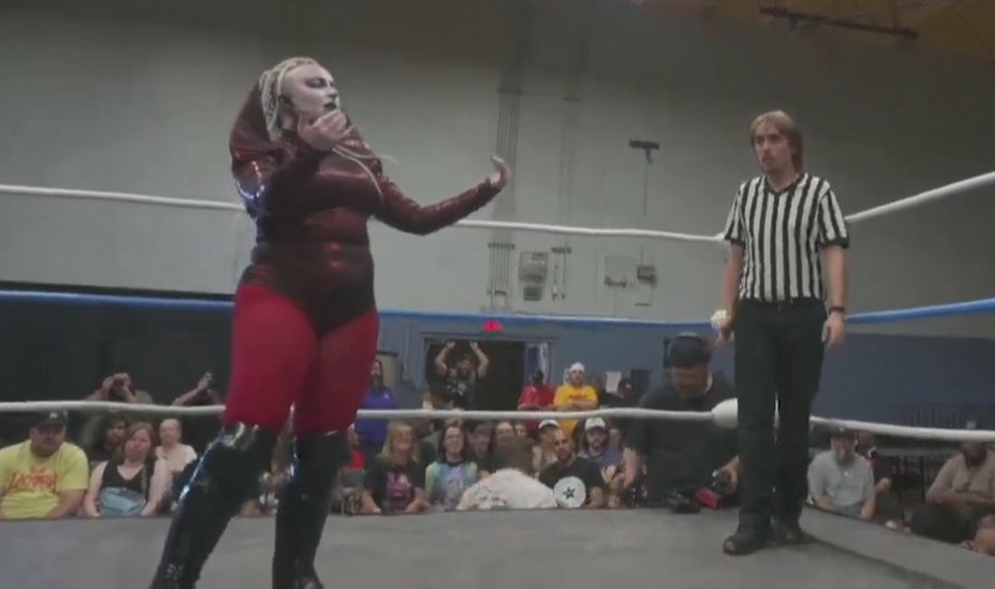 NVhowlingWolves's tweet photo. #MPXThePurge

ALL the FUN in the Main Event 
   #MPXWrestling Women's   
  Championship Triple Threat 

The Champ @HellsFavoritePK 
 Priscilla Kelly 🧡🥀 

v The Living Dead Girl @abadon_x13

v Ain't No 2nd Place @VertVixen 

👀 @MPXWrestling on YouTube https://t.co/ZBxjEX9GfK