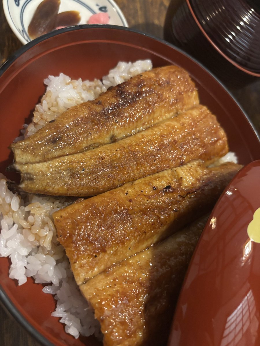 puukichi197's tweet photo. 美味すぎてぇお酒が欲しい https://t.co/jySE4xhT8b