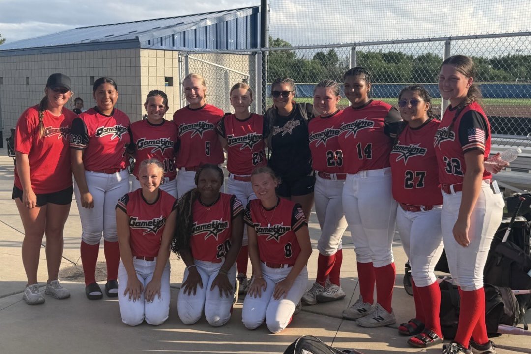 ZWalker2027's tweet photo. My team ended our last tournament with a 5-4 record while in an 18U nationals bracket! 

I averaged .500 in 18 PA with 3 OTF home runs!

Super proud of this group and can’t wait for the fall season, now on to school ball!

@DiamondAddicts @SBRRetweets @ExtraInningSB https://t.co/M9CXxgUaC8