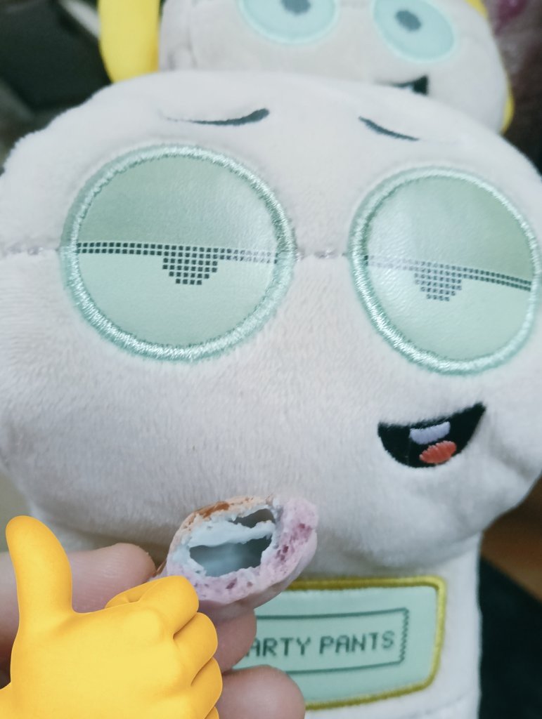 Agemonofalz's tweet photo. 🧻「色がやばくないか？！消化に良くないやつか？？うんちが出なくなっちゃうぞ！！！」 https://t.co/r0nROjbXYl