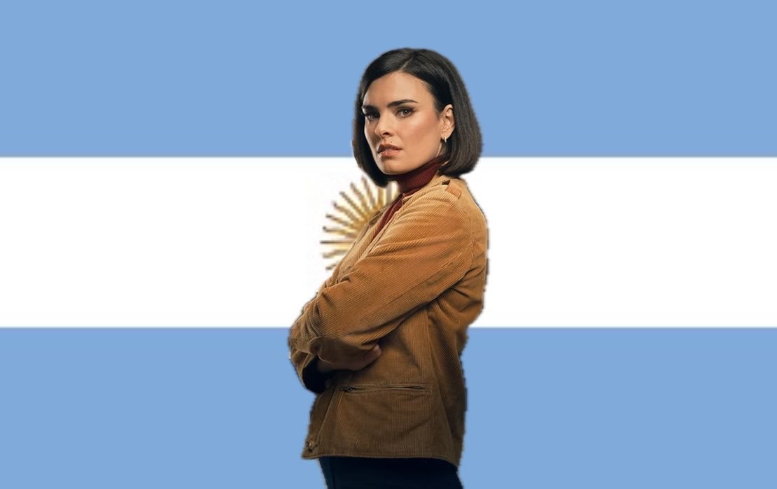 DalPerronita's tweet photo. Siempre sufriendo pero la reina es la reina👸🏻
NOS VEMOS EN SEMIS DE LA MANO DE FINA UN BESO A LAS HATERS💋💋 https://t.co/WH4tdWMJ2n