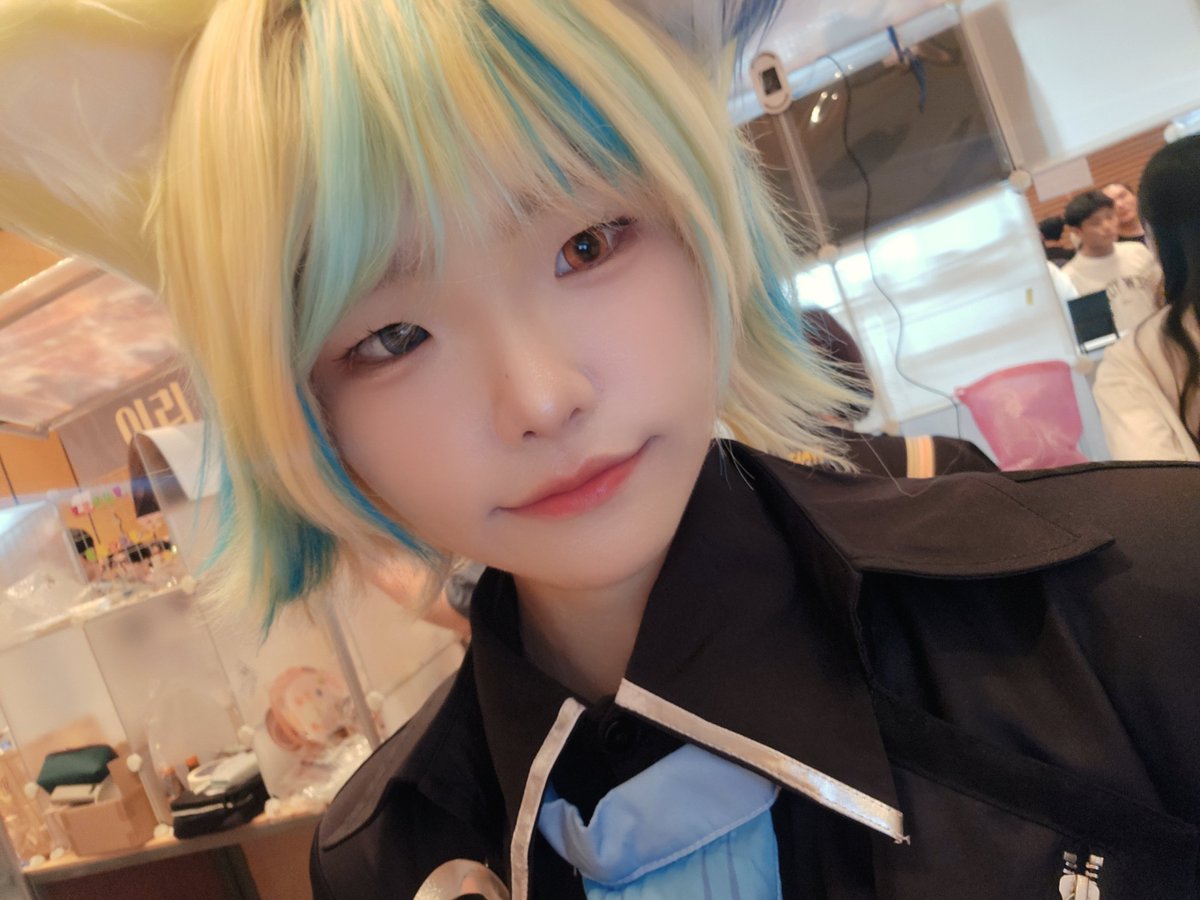 sam0_30's tweet photo. 안농 https://t.co/c1fdv5PYvI
