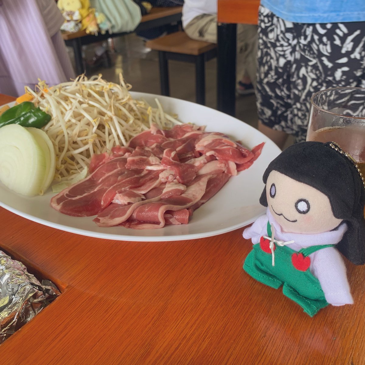 m_asar_u's tweet photo. あたしがぜんぶたべるんだもんね！
→たべました！ https://t.co/GPiBwU3TEM