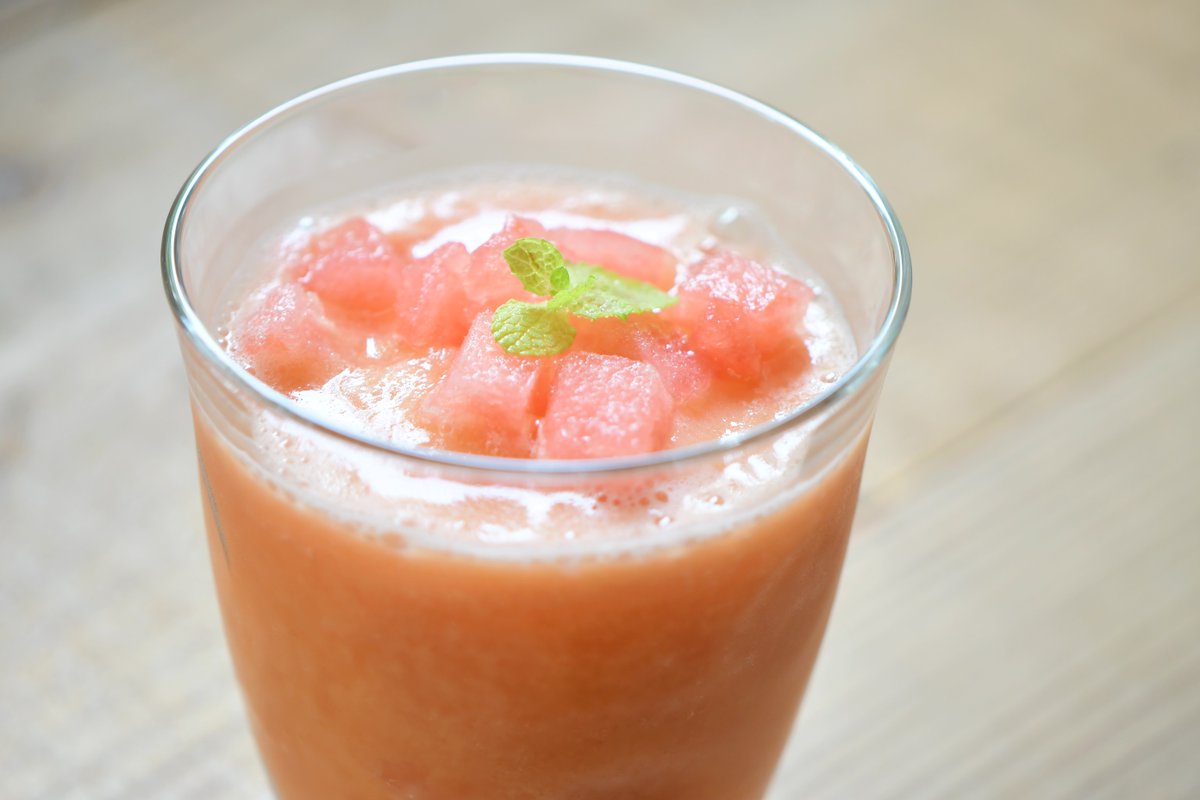 studioyoo's tweet photo. 連日のご来店
ありがとうございます🍋

スムージーも
まもなく解禁です🍉🍍🍎

#料理好きな人と繋がりたい
#京都カフェ
#カフェ巡り https://t.co/V5qkrPWpSf