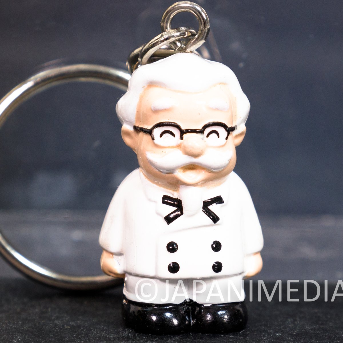 JapanimediaEbay's tweet photo. Rare anime collectible! KFC Kentucky Fried Chicken Colonel Sanders small figure keychain featuring the iconic fast-food mascot in a cute mini design, a rare Japanese collectible for corporate advertising toy fans. https://t.co/cTHm9CkSX8 #KFC #ColonelSanders https://t.co/Adv0QJsPta