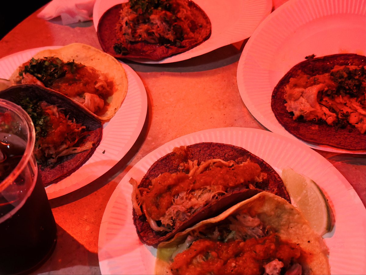 monkeys_tm's tweet photo. 昨日のトルティーヤ美味しかった♡
4人で食べた

ハンバーガーは時間なくて食べれなかっためちゃくちゃいい香りしてた

そして今日も朝ごはんが美味しい〜 https://t.co/awja5b1KMl
