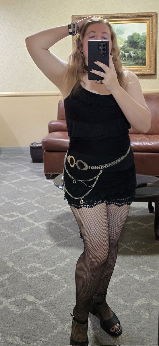 JennMarieCarson's tweet photo. CreepIECon day 2 ❤️‍🔥 https://t.co/EGUBm7GO6e