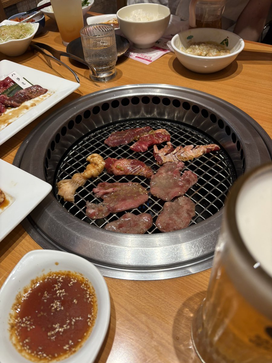 Vmonkey__'s tweet photo. 門限破りすぎて焼肉アカウントなってる https://t.co/SU95zlDkFm