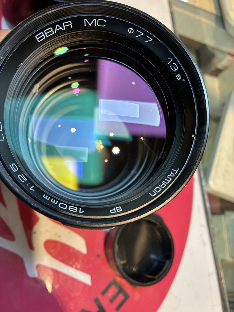 LuckyCameraShop's tweet photo. 【注目商品】

TAMRON(タムロン) SP180mmF2.5LD　63B（ニコンF用アダプター付き）

¥49,800-

タムロンのこのタイプのレンズは
実用で使うことが多いので
これだけコンディションが良いものは珍しいかと思います。

TEL 03-3354-7898

https://t.co/GIoaeqekSs

#ラッキーカメラ 
#LuckyCamera https://t.co/T41cIXbaq2