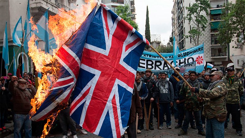 SebitaPietra's tweet photo. 🇦🇷 𝗜𝗡𝗚𝗟𝗔𝗧𝗘𝗥𝗥𝗔 𝗟𝗔 𝗖𝗢𝗡𝗖𝗛𝗔 𝗗𝗘 𝗧𝗨 𝗠𝗔𝗗𝗥𝗘 🖕🏼🏴󠁧󠁢󠁥󠁮󠁧󠁿 https://t.co/XzgA0lNA1B