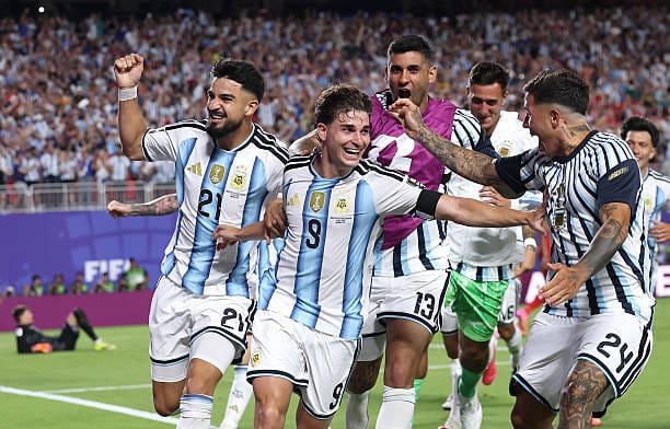 Ale_Bodart's tweet photo. Si no se sufre, no vale. Ahora, vamos por Inglaterra!

#VamosArgentina

#LasMalvinasSonArgentinas https://t.co/5orbs2SViV