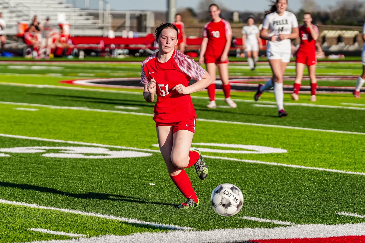 GHS_SoccerGirls's tweet photo. We get two birthdays today! Happy birthday to Jordan too!!! ❤️🖤 #ourteam #family #celebrate https://t.co/hEjnOn6vsh