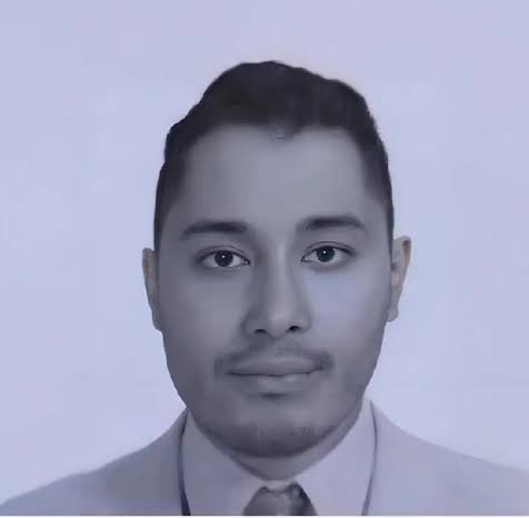 KbronVenom's tweet photo. Ustedes creen que al maau ya se le acabaron los ahorros teniendo que empeñar el culo y por eso está desesperado en volver como el uriel, o el wey nomás quiere seguir en internet por ego y narcisismo creyendo que lo iban a perdonar por su Funa a lo heissenwolf? https://t.co/TCYQ2ec7xt