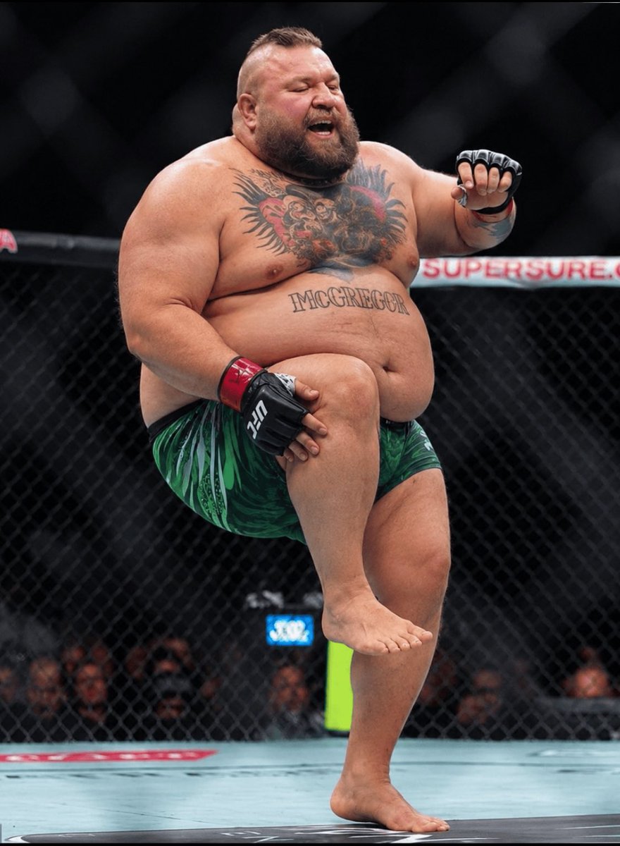 melikeufc's tweet photo. @hiimblessed_ https://t.co/qdxGa9G4DW
