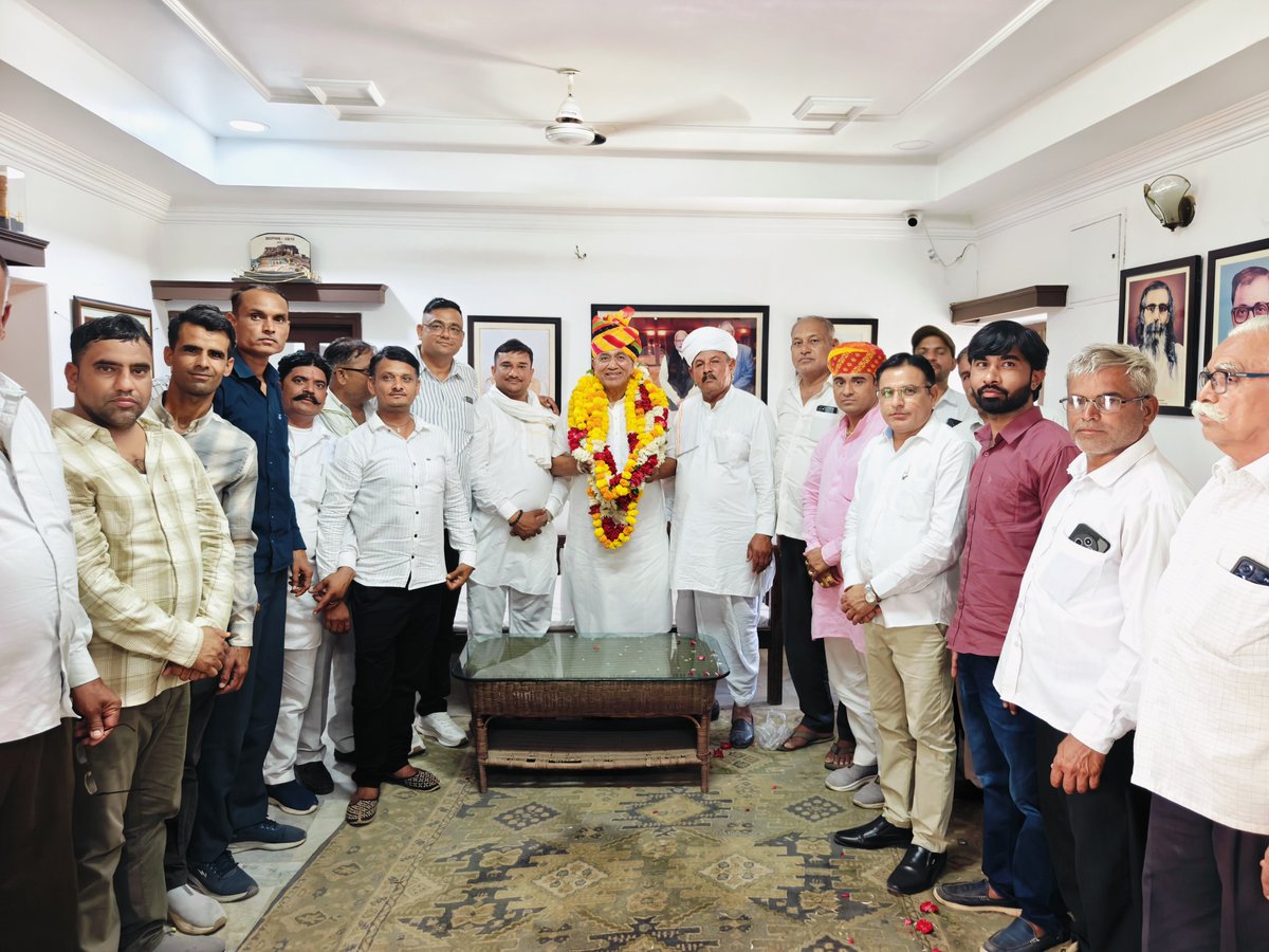 DhoruBtf's tweet photo. @ppchaudharybjp *पूर्व केंद्रीय मंत्री व पाली के लोकप्रिय सांसद एवं एक राष्ट्र एक चुनाव कमेटी के🪷 चेयरमैन आदरणीय पी.पी.चौधरी साहब को 🎂जन्मदिवस🌹 की हार्दिक बधाई एवं ढेरों शुभकामनाएं💐🙏#Team_BTF* https://t.co/JfQwxMuGkb