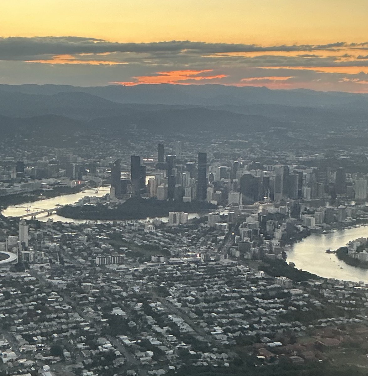 ex_qldr's tweet photo. Hello Brisbane! https://t.co/gRSFYaDYS9