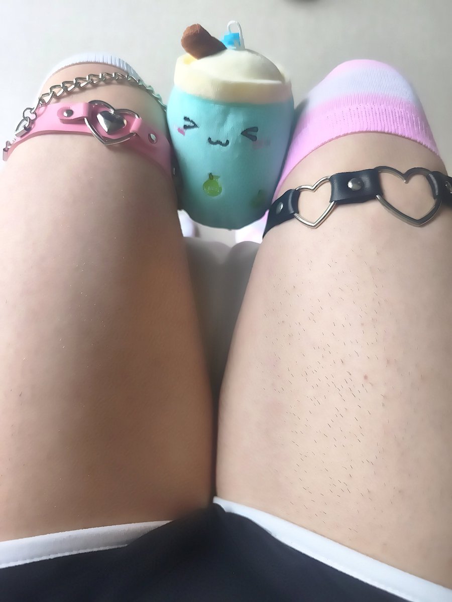 FemboyWhiteFr's tweet photo. Who wants to drink my milkshake~? https://t.co/RqRviLoXQ7