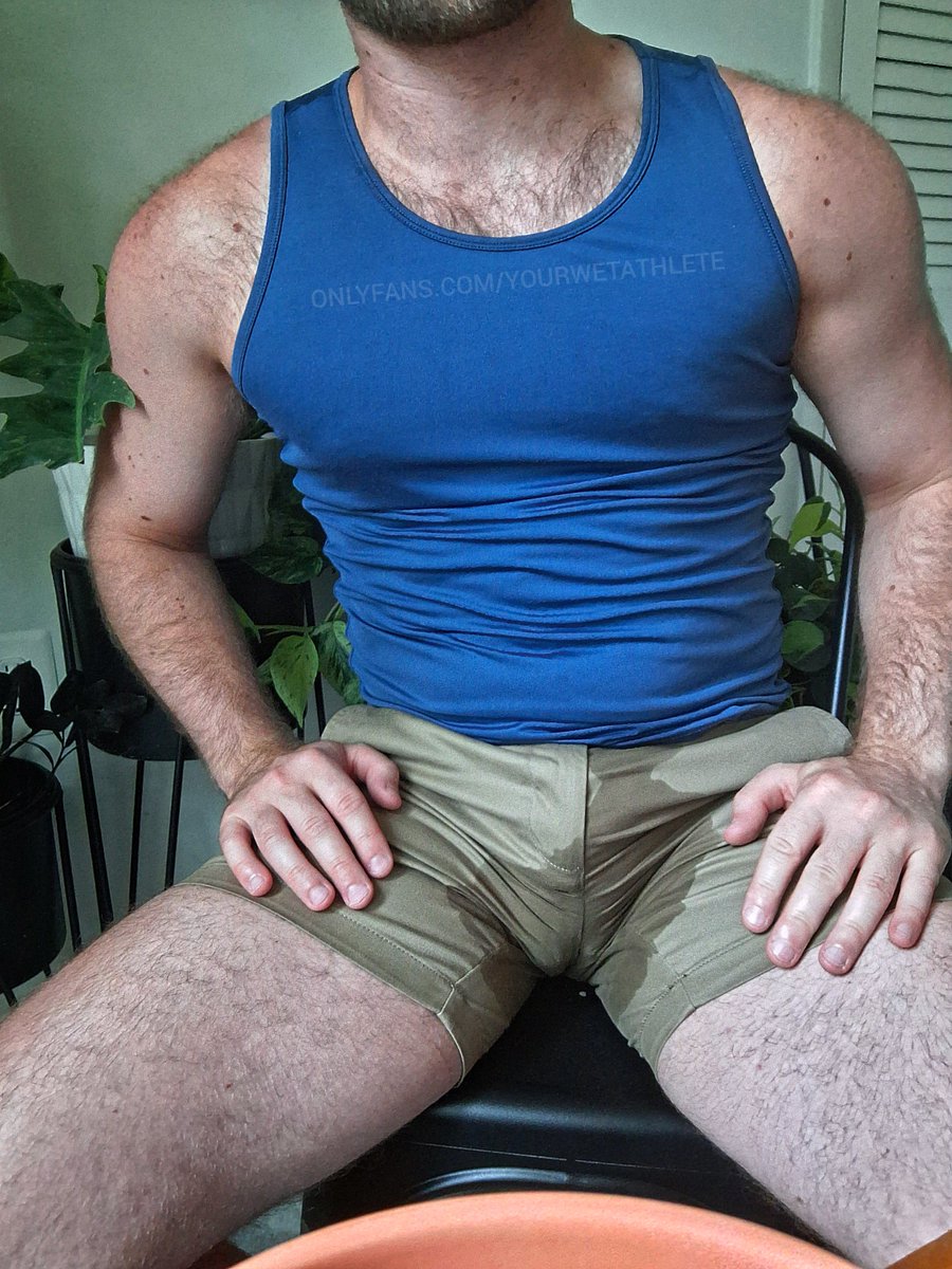 gaythlete14's tweet photo. Working diligently,  no time to get up for bathroom breaks. #gay #pisspants https://t.co/FQeYzbMVWH