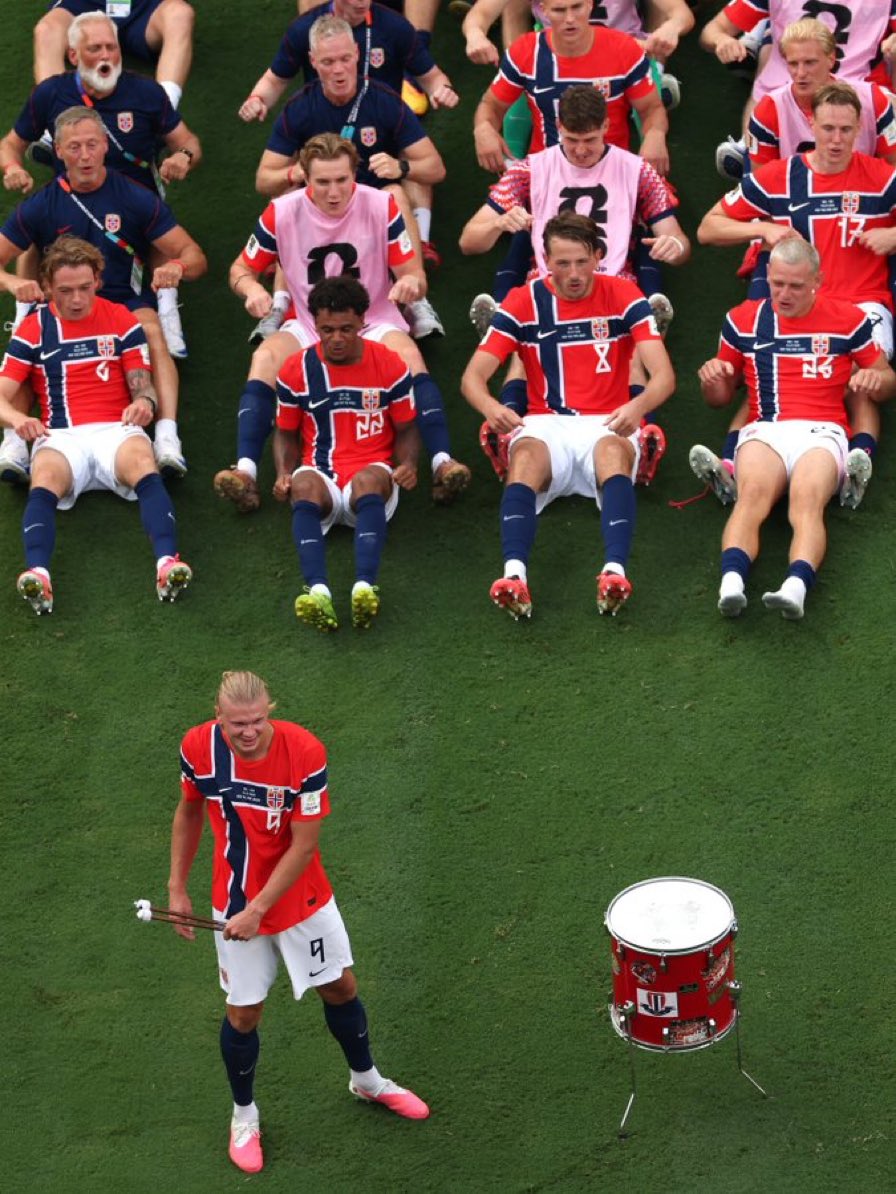 MatiiiBianchi's tweet photo. Gracias por todo Noruega, hicieron un Mundialazo. 

El equipo y la hinchada con más carisma. https://t.co/8Te7KsPYlE