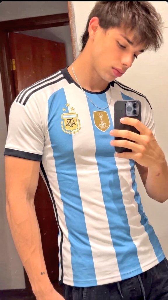 Facu23233's tweet photo. Vamos Argentina 🔥 #mundialdefútbol2026 #messi #fifa #argentina https://t.co/FTKElXbhLk