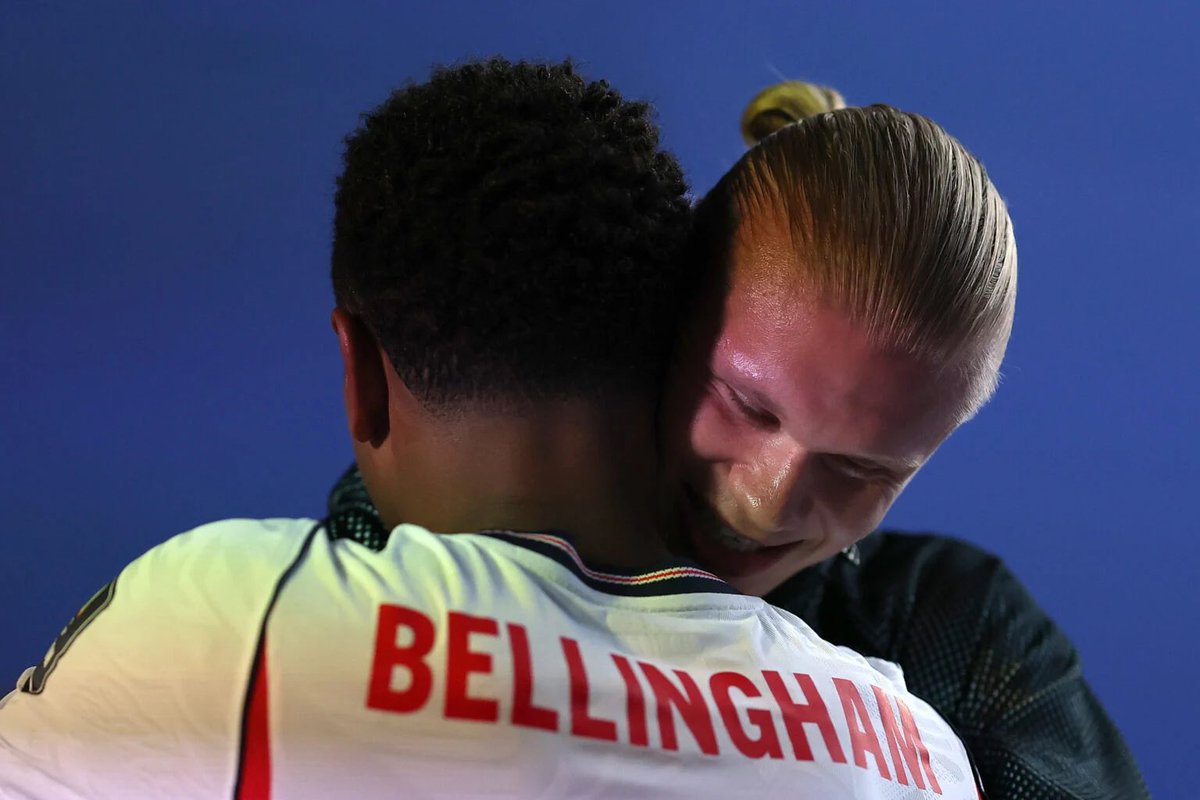 dancememecoin's tweet photo. Was Erling Haaland subbed because he was observed being too friendly with Jude Bellingham?

#fifaworldcup #norway  #england https://t.co/y6G6y6NS0e