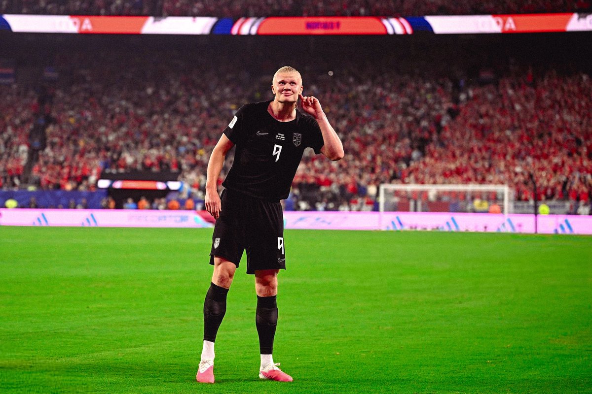 fodensss's tweet photo. Se acabó la primera Copa del Mundo de Erling Braut Haaland, 7 goles en 5 partidos, y dos de esos para eliminar nada mas y menos que a Brasil.

Enorme su Mundial, enorme rendimiento para el que es el mejor delantero del mundo y jugando para una selección de segundo orden. Quedo claro que no necesitas un super equipo para rendir en esta competencia.

No solo eso, si no que se ganó el corazón de miles de personas. Erling, sos un genio.