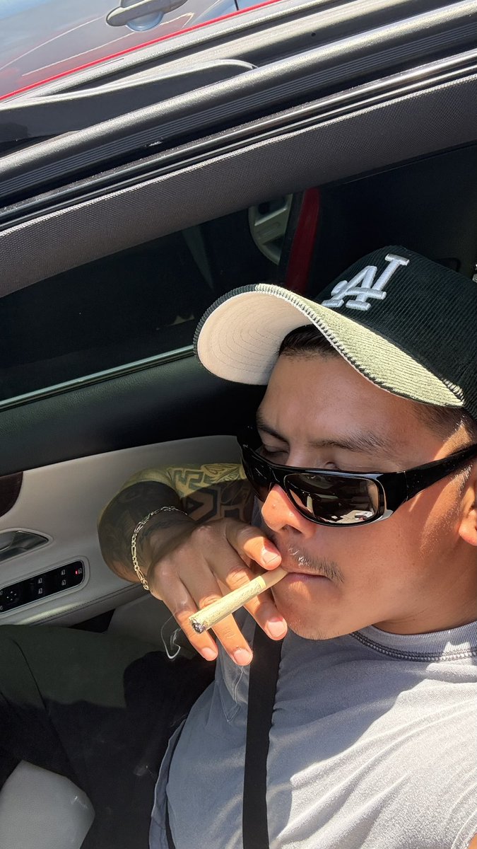 Emmjayzz's tweet photo. Who’s in la? 
#fypシ゚viralシfypシ゚ #la #content https://t.co/EkkN9zRxbQ